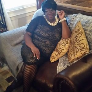 Meet your Posher, Marva